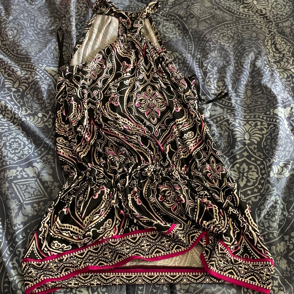 EUC WHBM tunic top size s runs large